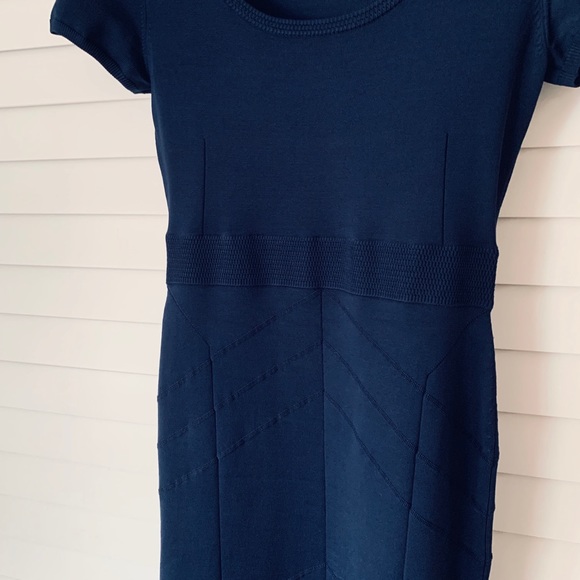 BCBG MaxAzria cocktail or business dress - Picture 2 of 3